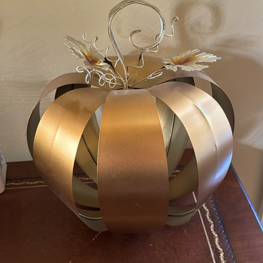 Large Metal Strap Gold & Silver Pumpkin